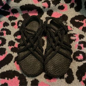 Nomadic state of mind w/soles sz 7